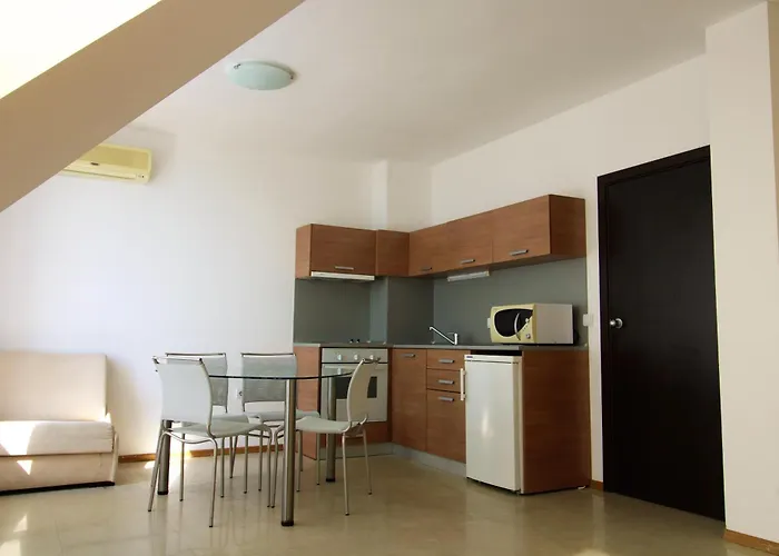 Belle View - Menada 스베티 블라스